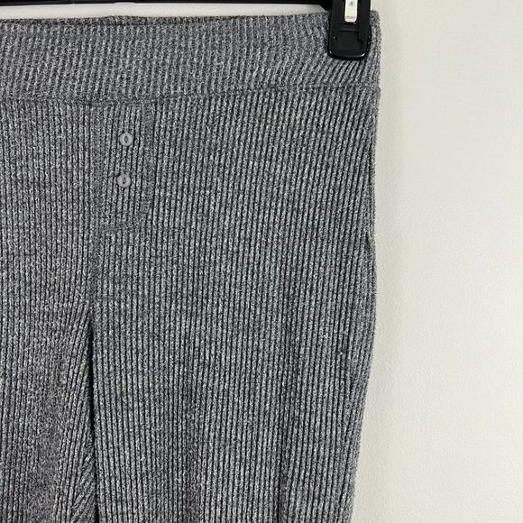🌿4/$35🌿‎ ROSE & VINE Grey Cotton Ribbed Track Pants (XS) - Picture 3 of 6